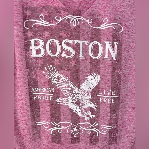 D23.09 Pink Boston Graphic Tee Medium - Picture 1 of 4